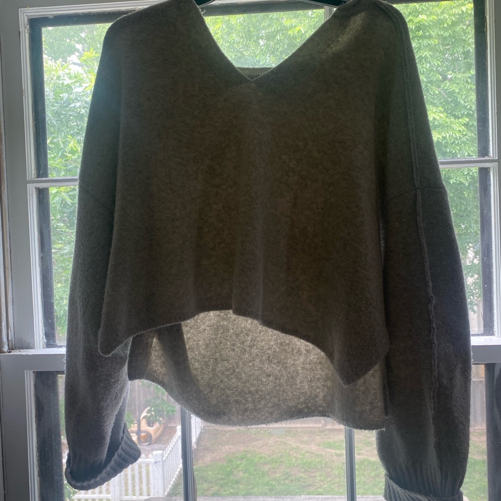 Hollister slouchy sweater